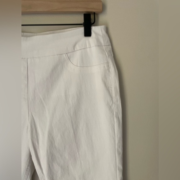 Soft Surroundings 37851 Womens Capri Pants White Stretch Nylon Pull On Size SP - Picture 2 of 8